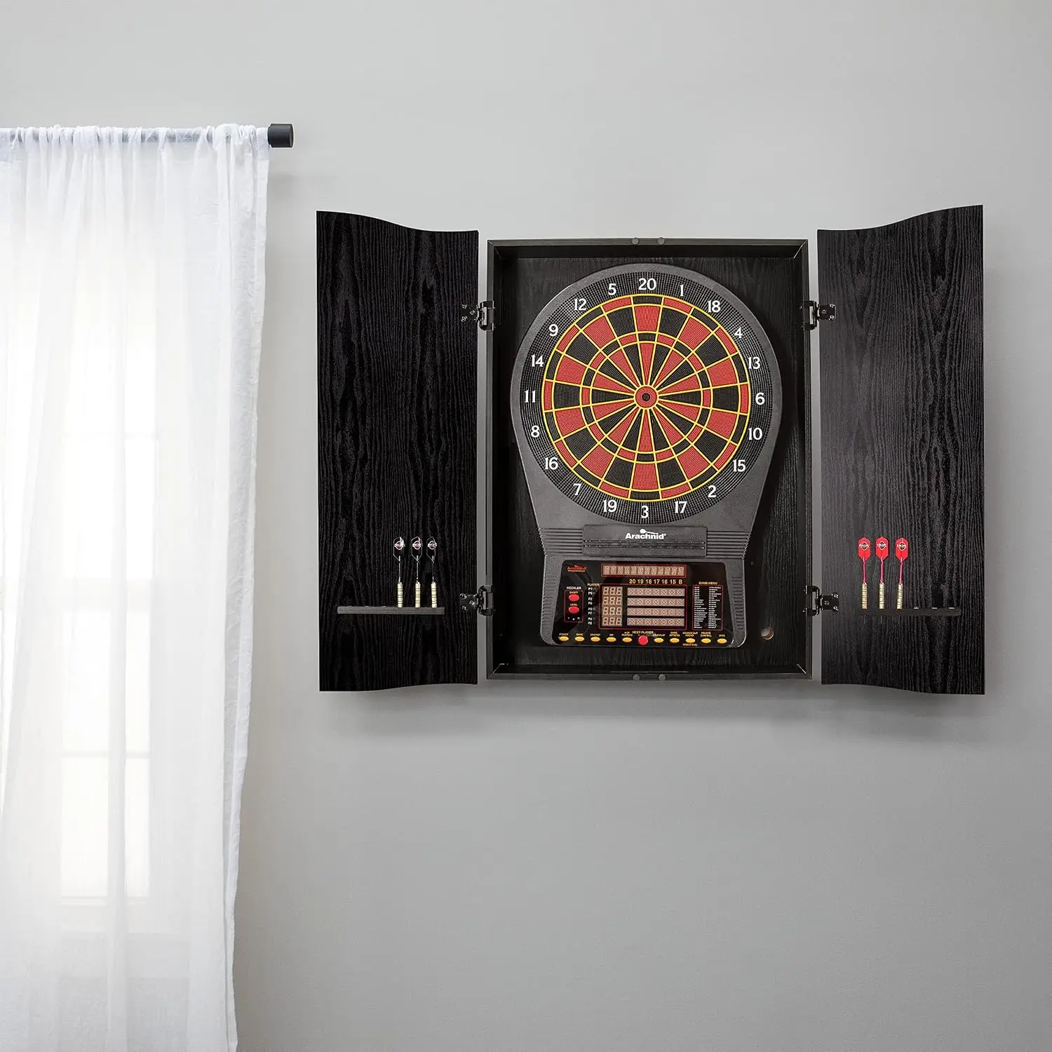خزانة لوحة السهام بلاك كريكت ب - مراجعة Electronic Dartboard Cabinet وسعره